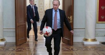 Путин чемпионатта Орусия жеңээрин айта албады